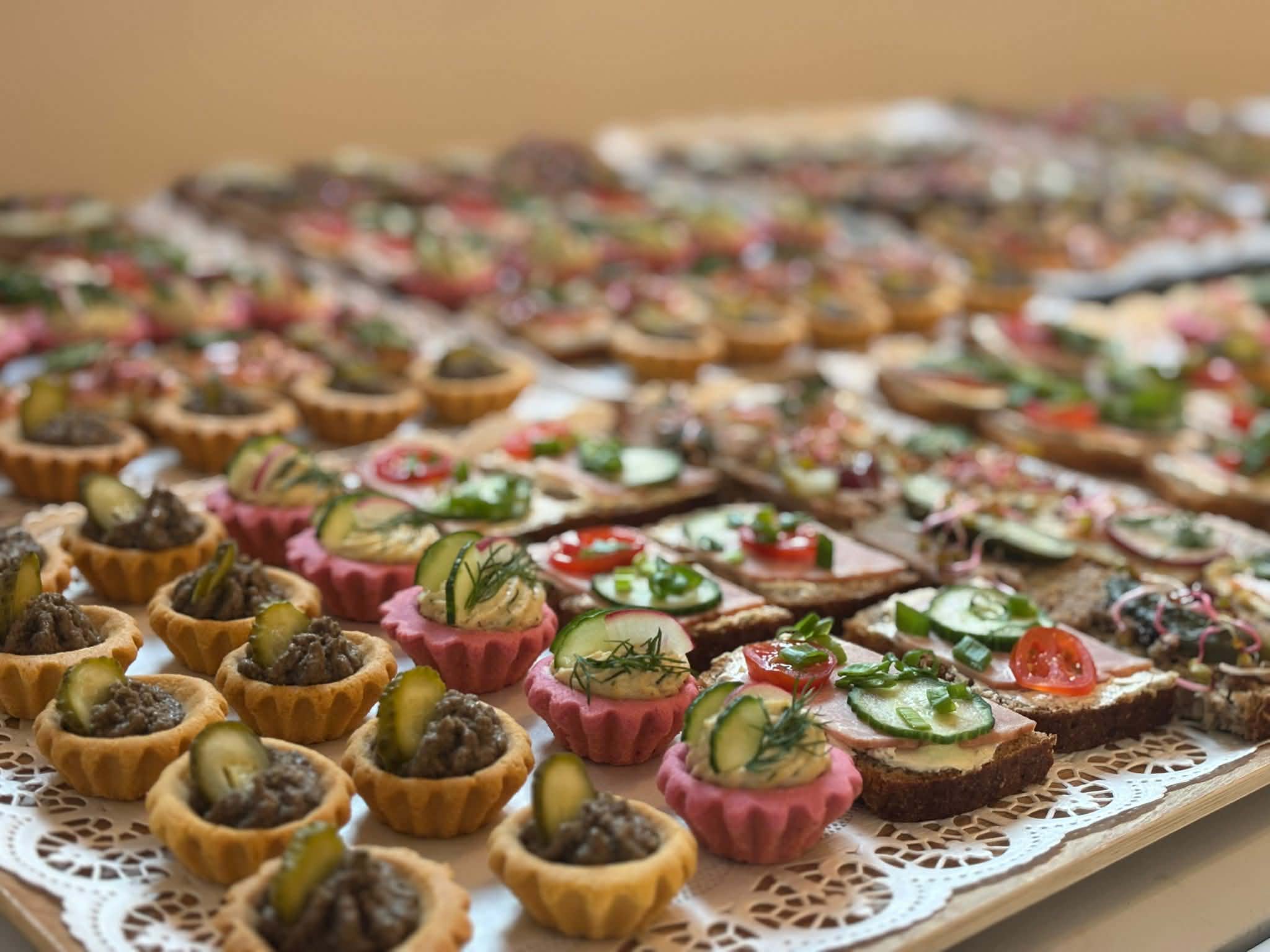 gallery-6 attd5v-dhlur2h67i2nhhhqzyac6ylqs9e6c9t-napeej8